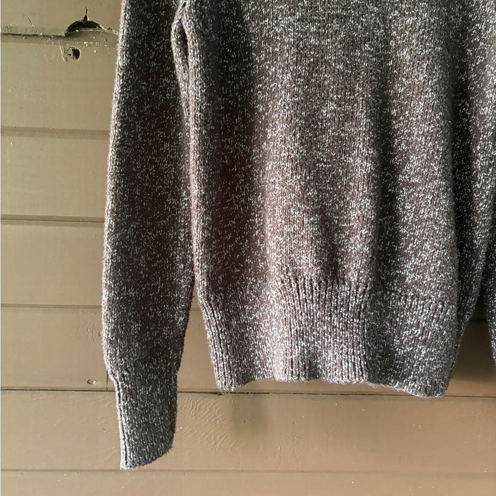 ROOTS Marled Turtleneck Sweater
Size: L/G - Picture 5 of 8